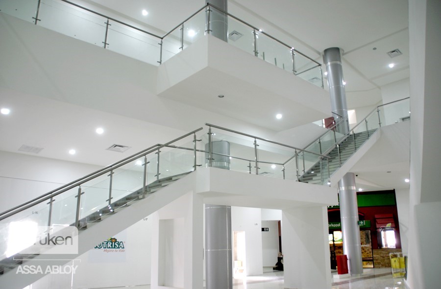 BRÜKEN - Accesorios para la construcción