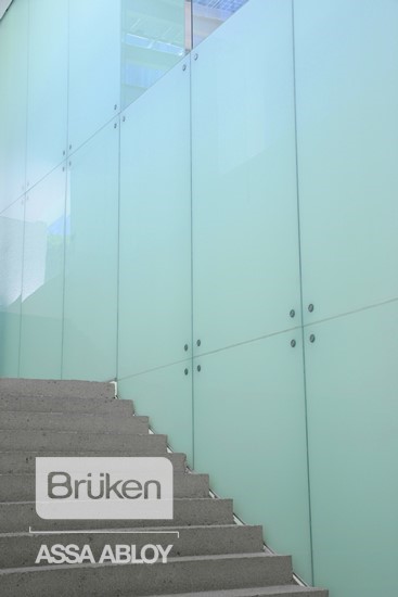 BRÜKEN - Accesorios para la construcción